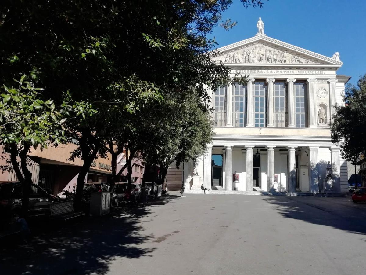 Mistrangelohome 5 - Appartamento In Pieno Centro Савона Екстериор снимка