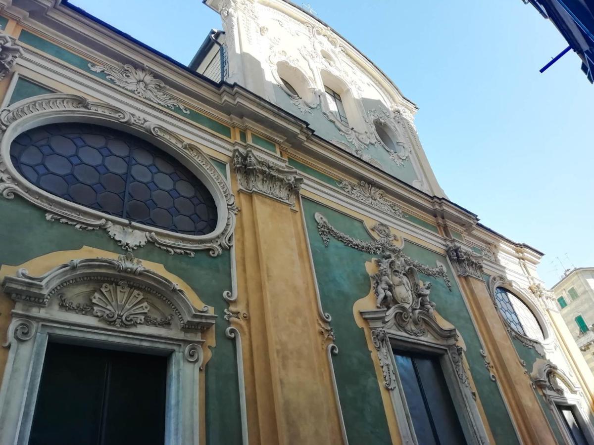 Mistrangelohome 5 - Appartamento In Pieno Centro Савона Екстериор снимка